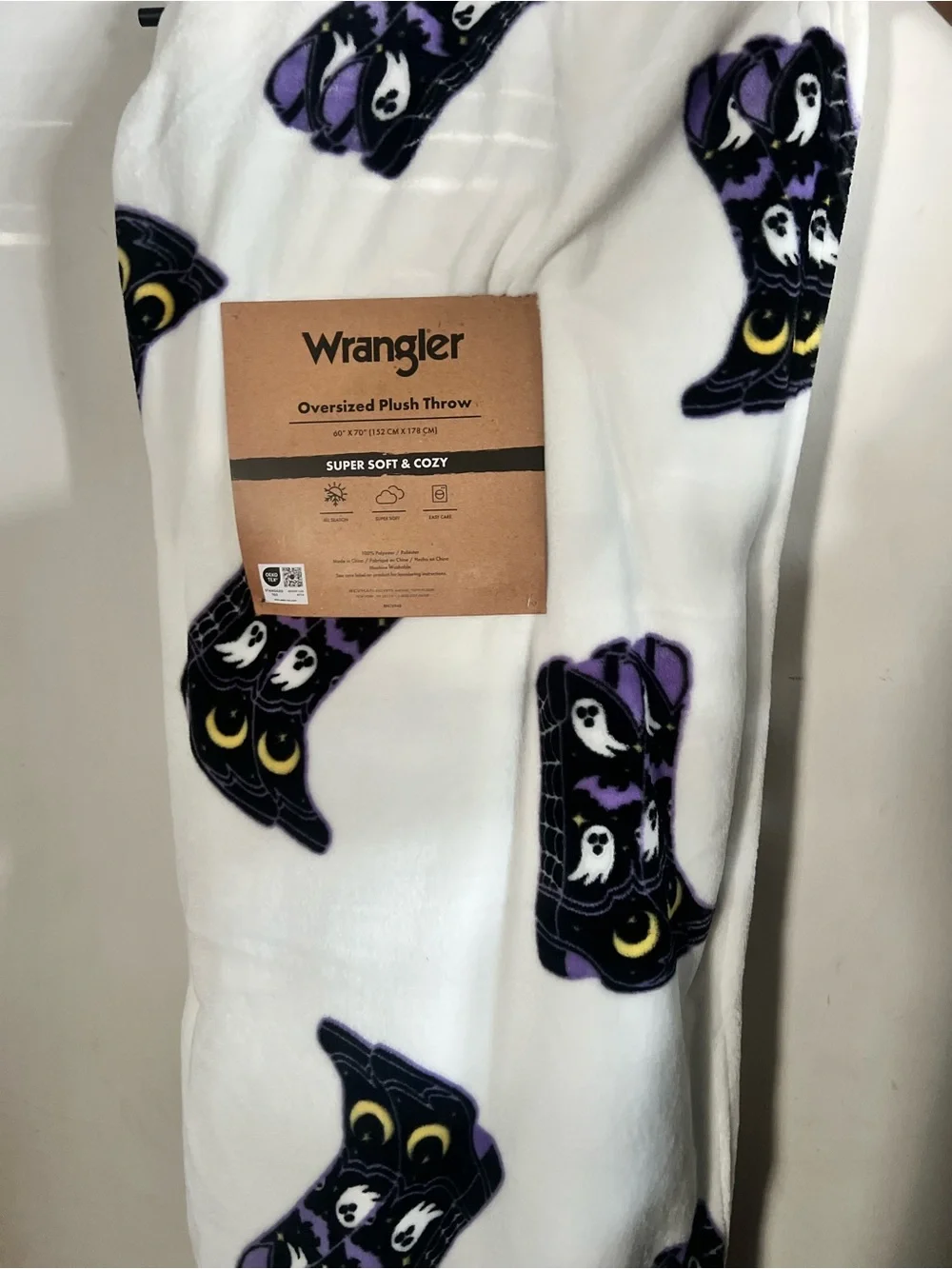 Wrangler White Blanket with Purple & Black Ghost Print